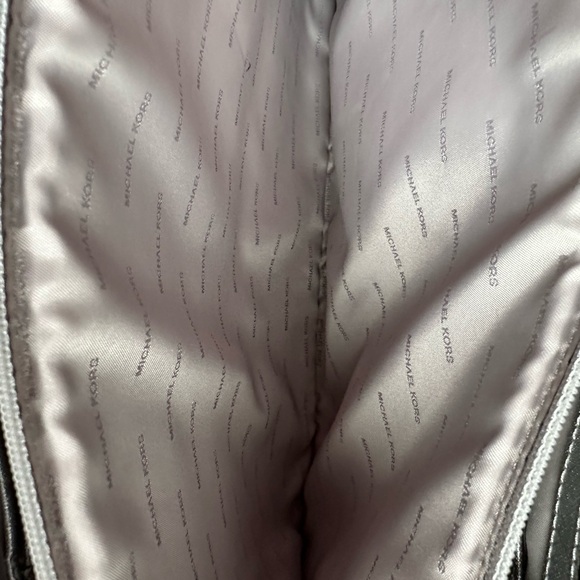 Michael Kors large jet set tote - Picture 5 of 11